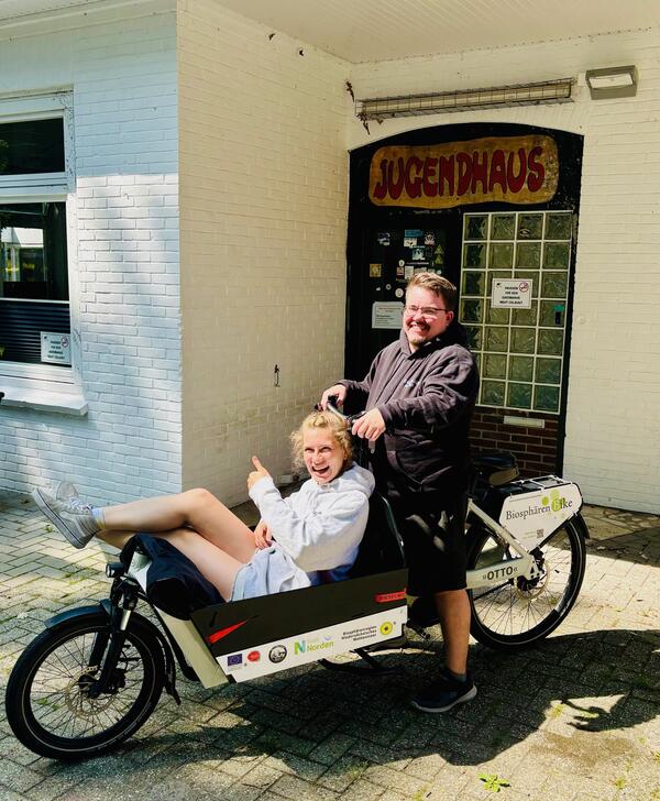 Biosph�renbike Otto im Jugendhaus