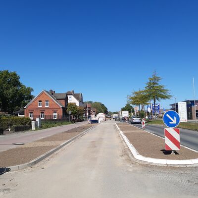 Bild vergr&ouml;&szlig;ern: Bahnhofstra�e