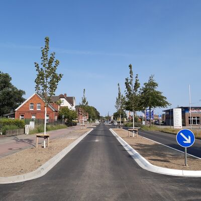 Bild vergr&ouml;&szlig;ern: Bahnhofstra�e