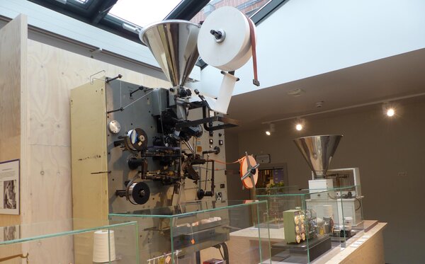 Teebeutelpackmaschine