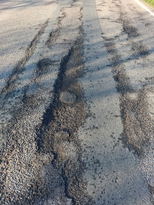 Bild vergr&ouml;&szlig;ern: Schlagloch